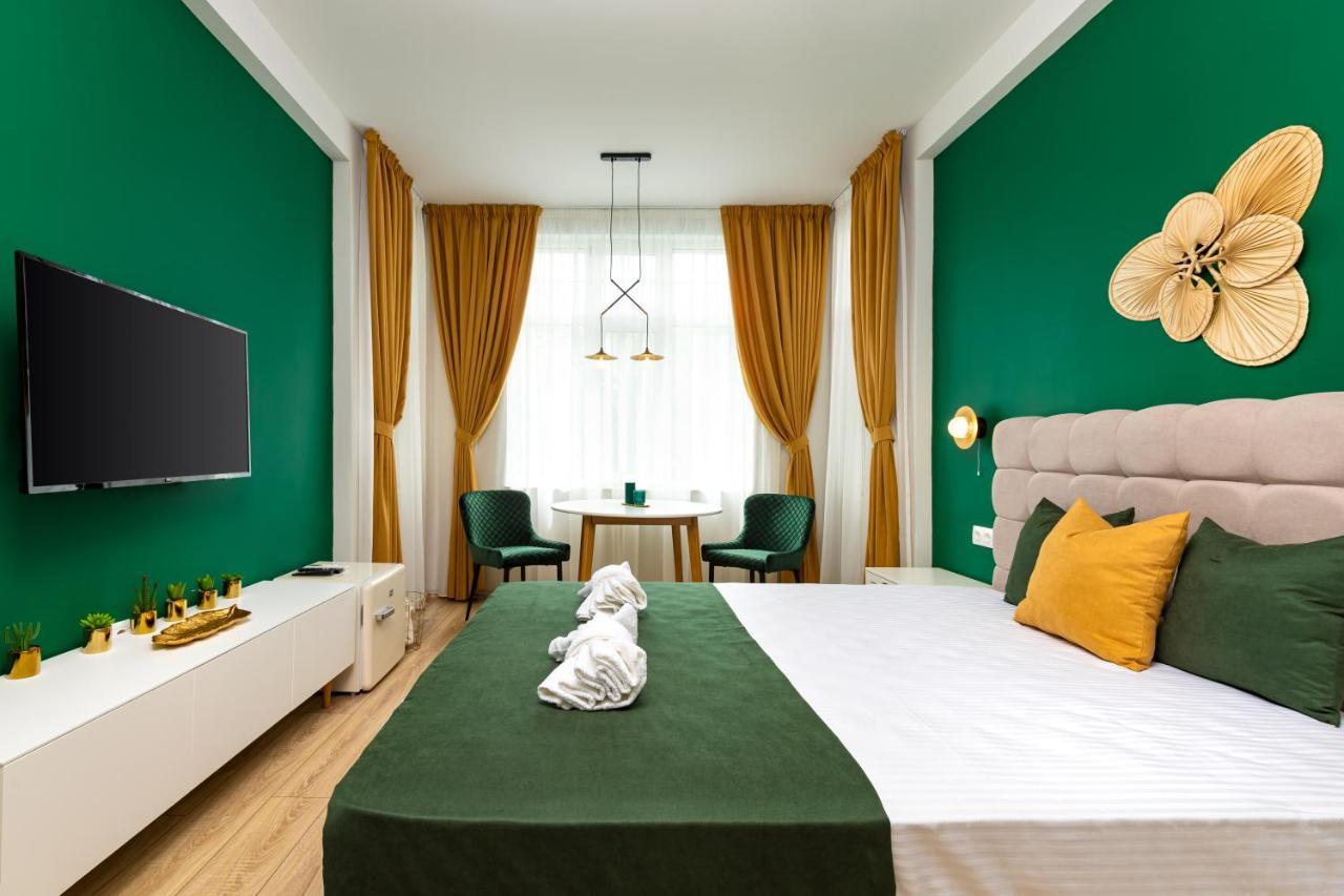 Kapana Guest House On Central Pedestrian Street With Parking Included 플로브디프 외부 사진