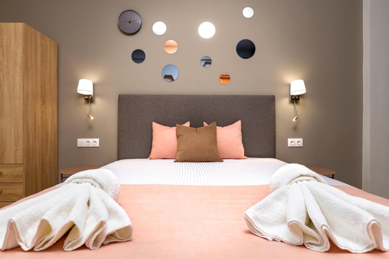 Kapana Guest House On Central Pedestrian Street With Parking Included 플로브디프 외부 사진