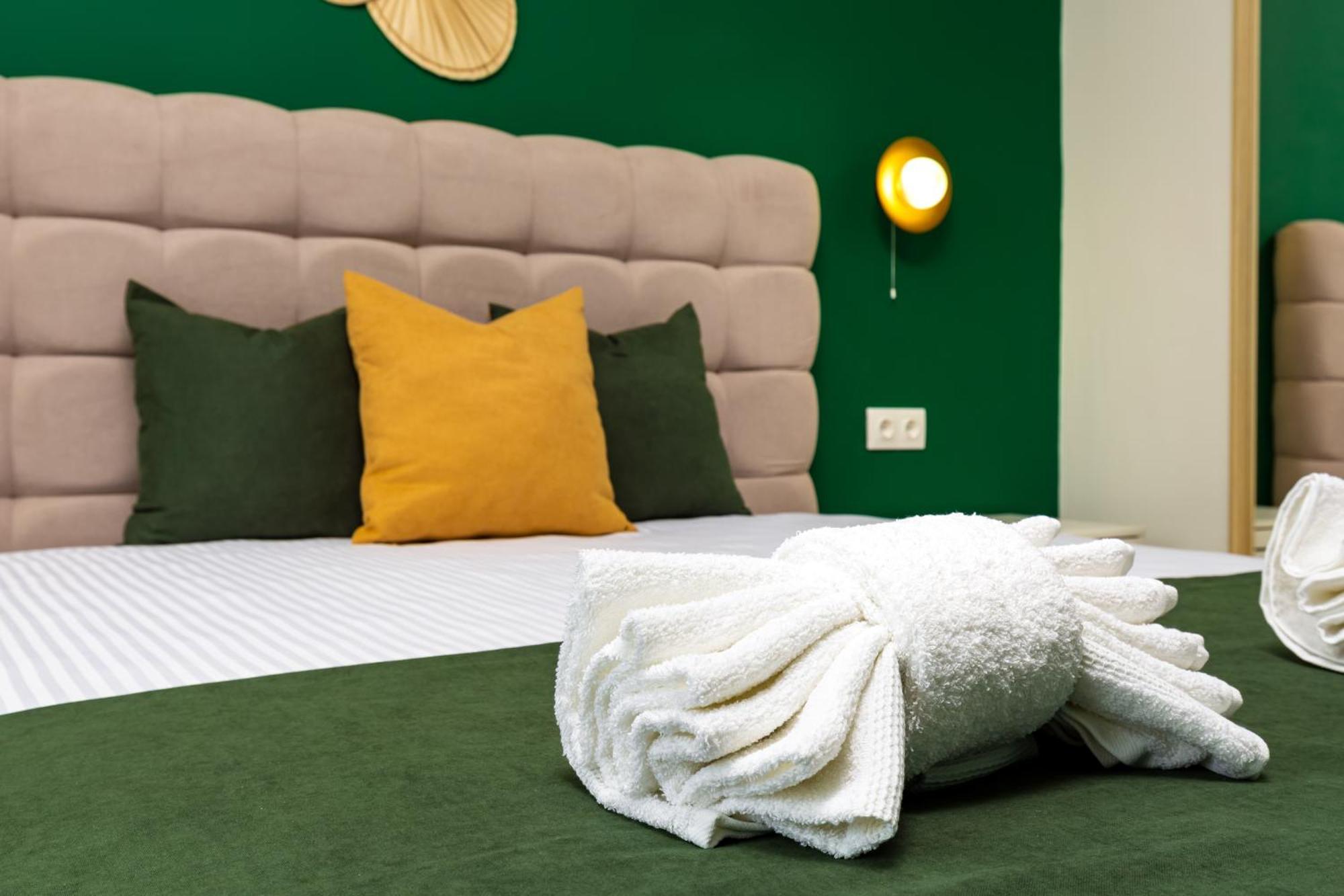 Kapana Guest House On Central Pedestrian Street With Parking Included 플로브디프 객실 사진