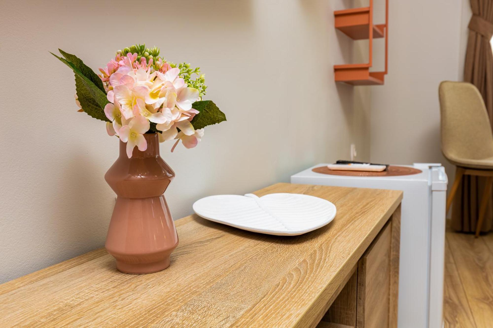 Kapana Guest House On Central Pedestrian Street With Parking Included 플로브디프 객실 사진